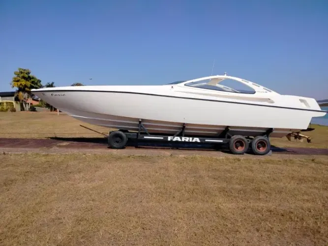 LANCHA EXCALIBUR 39