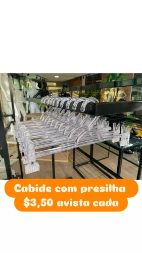 Cabide com presilha