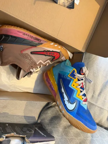 Nike Lebron 18 Low Wile E Vs Roadrunner 