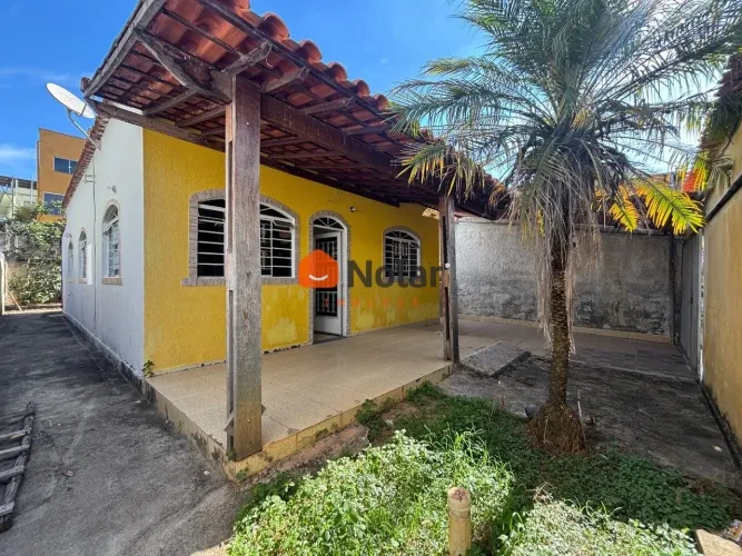 Casa de 2 quartos para alugar com 2 vagas no bairro Imperial em Santa Luzia MG