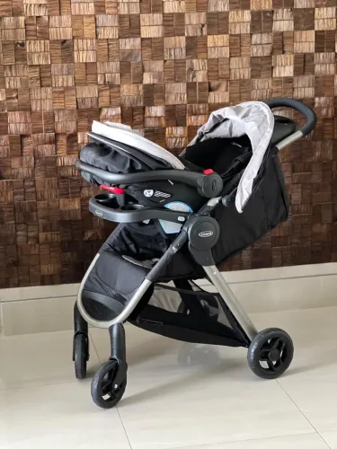 Carrinho de bebê + bebê conforto - Graco!