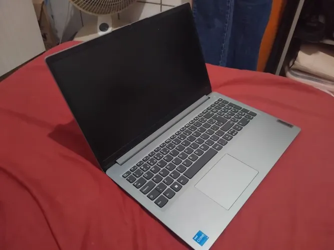 Notebook Lenovo i3 core Windows 11