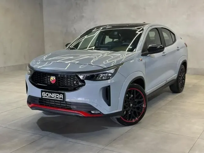 Fiat Fastback Abarth Turbo Flex 1.3 Aut. 2025