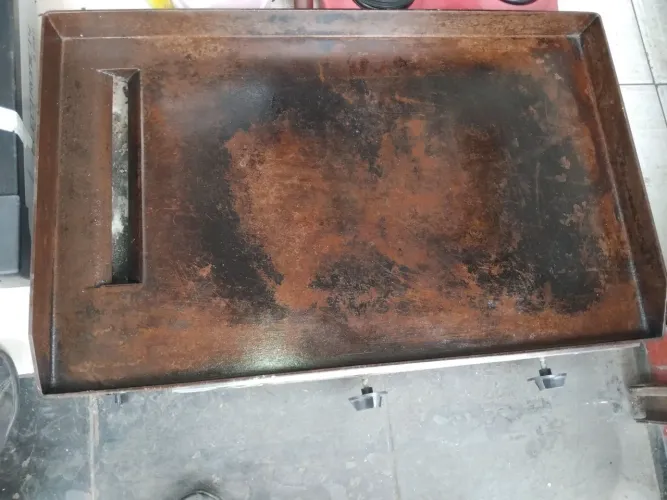 Chapa 80 x 50 cm em bom estado
