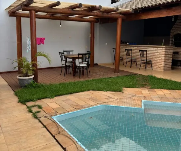 Casa à venda no bairro Jardim Patrícia em Uberlândia