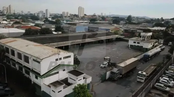 Galpão industrial para alugar no Bairro Parque Novo Mundo em São Paulo - SP