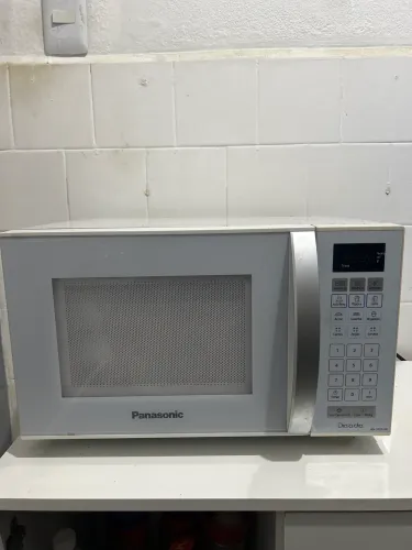 Microondas - Panasonic estado ótimo