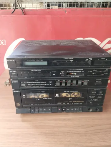 Aparelho de som Sony ( para retirar peças)