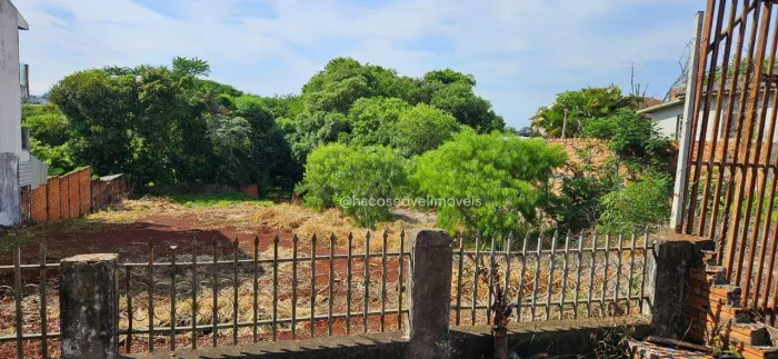 Terreno à venda, por R$ 950.000 - Região do Lago 1 - Cascavel/PR