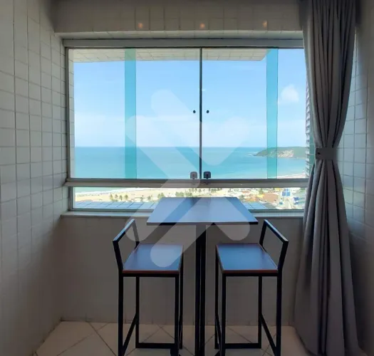 Apartamento mobiliado à venda em Ponta Negra - Cond.: Curva do Vento - 2/4 (1 suíte)
