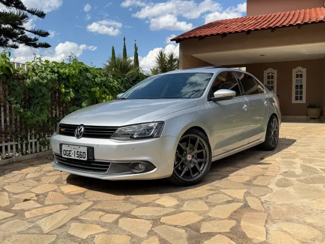 Volkswagen Jetta Highline 2.0 TSI 16V 4P Tiptronic 2014