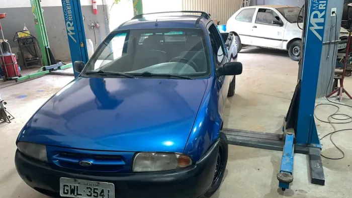 Ford Courier 1.3i/furgão 1998