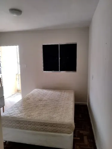 Cama box casal + colchão de molas ensacadas
