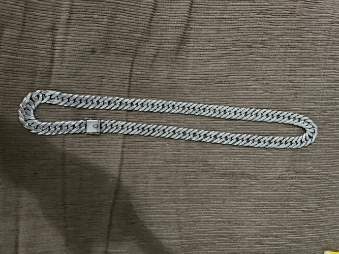 Cordão e pulseira de prata