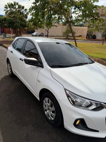 Chevrolet Onix Hatch 1.0 12V Flex Mec. 4P 2024
