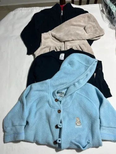 Agasalho de frio de 18 a 24 meses  Carters 