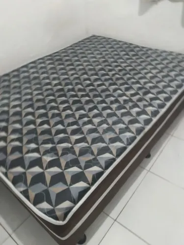 Cama box