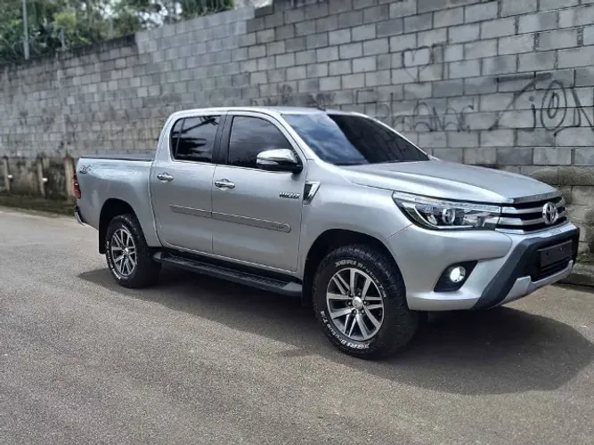Toyota Hilux CD SRX 4X4 2.8 TDI 16V Diesel Aut. 2018
