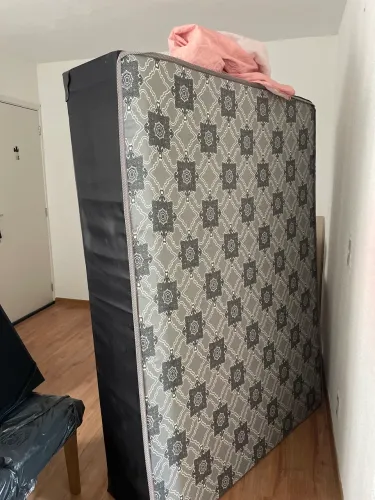 Doação cama box