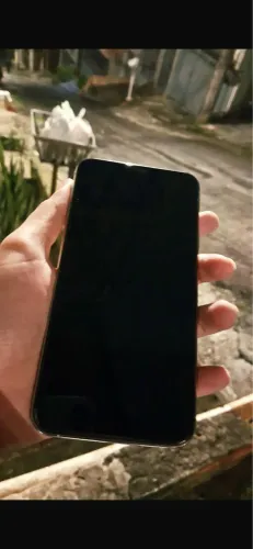 iPhone 11 Pro Max, troco ou vendo