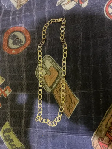 Vendo um cordão usado por 150,00