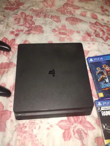 Ps4 slim carregado de jogos