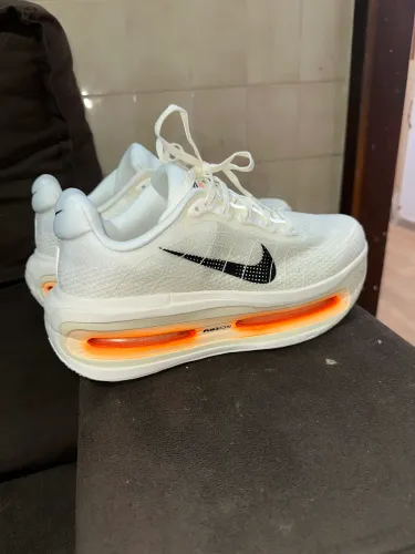Nike Vomero Premium