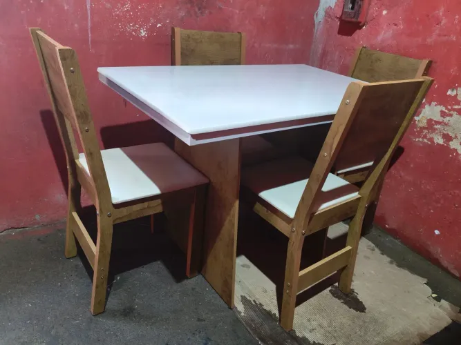 Mesa de madeira