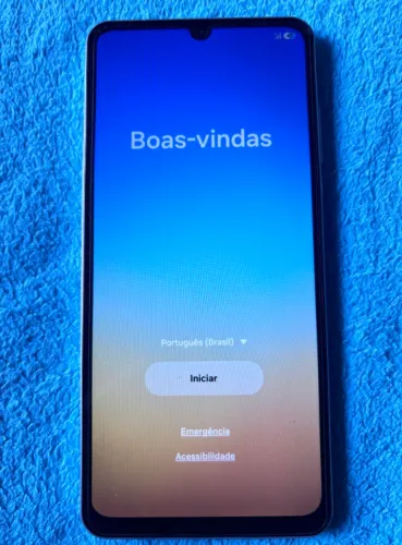 ? Samsung Galaxy A06 - 128 GB