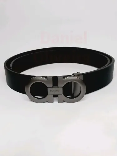 Cinto Salvatore Ferragamo.