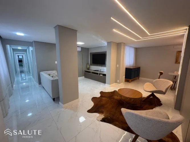 Apartamento locação anual 3 suítes Barra Sul