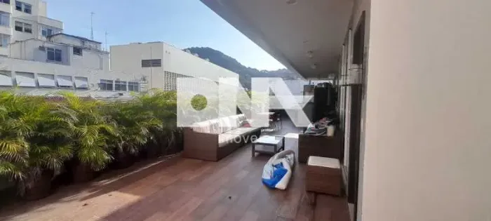 Apartamento - / Residencial / Glória