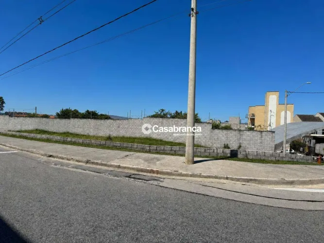 Terreno de esquina com 425m2 à venda no condomínio Pampulha na região leste de Sorocaba