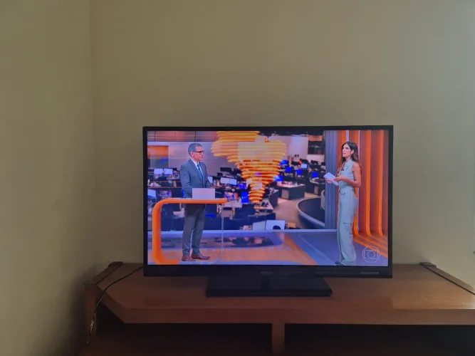 TV PHILIPS 42 POLEGADAS