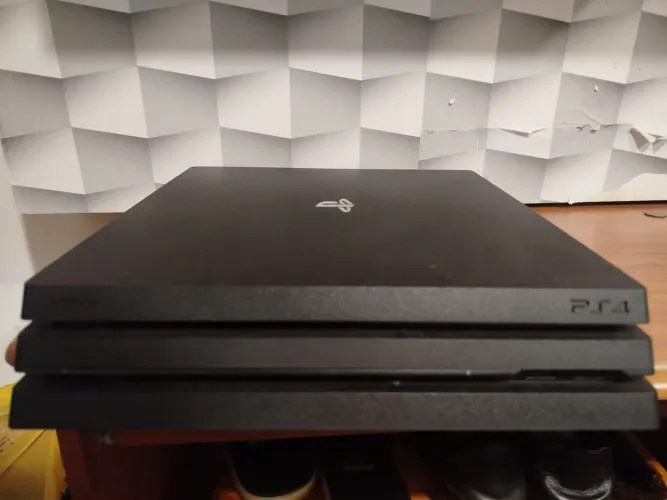 PS4 PRO