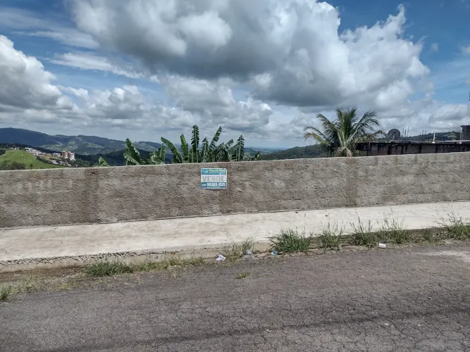 Vendo Lote de Terreno com vista espetacular Parque das Fontes com vista espetacular!
