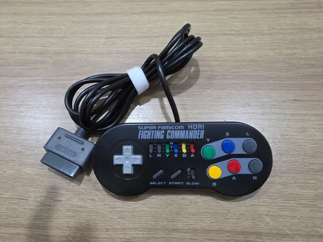 Controle Super Famicom Hori Fighting Commander SNES Nintendo