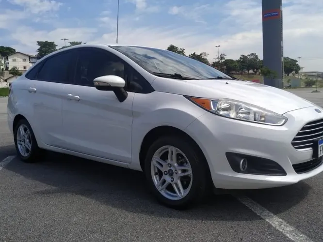 Ford Fiesta Sedan SEL 1.6 16V Flex Aut. 2017