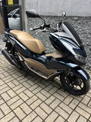 Honda PCX 160 DLX 2025