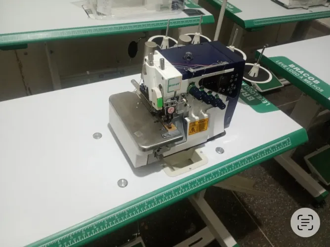 Vendo máquina Bracob Ponto cadeia eletrônico com corte de linha 