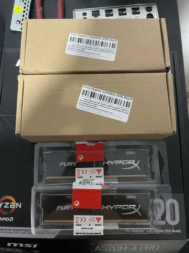 Memória Hyperx ddr4 (2x8) 3200Mhz