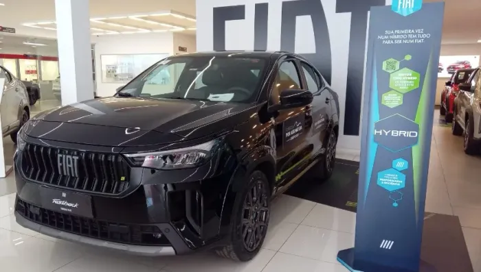 Fiat Fastback Impetus 200 T. AUT (hibrído) 2026