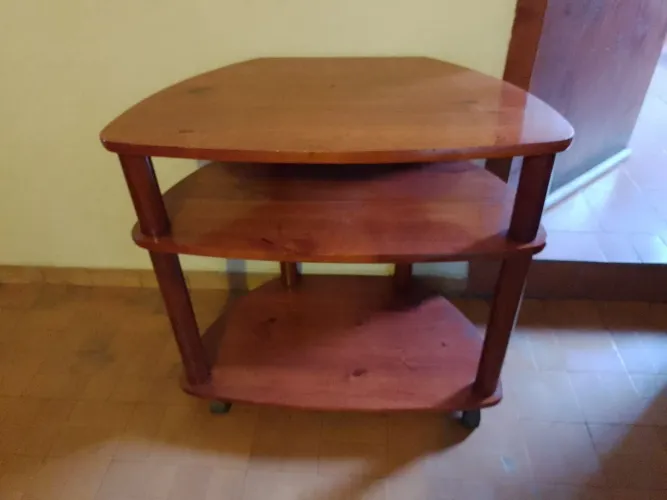 Mesa canto / aparador de canto/ rack de canto