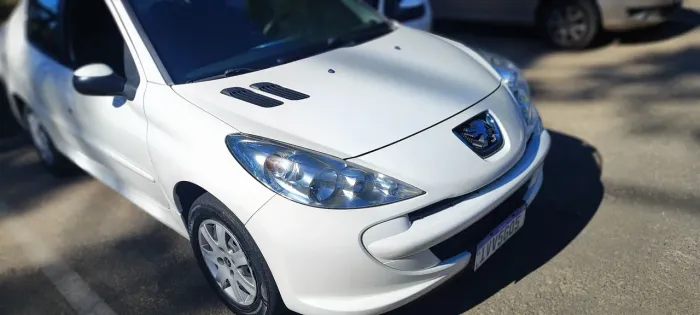 Peugeot 207 Active 1.4 Flex 8V 5P 2015