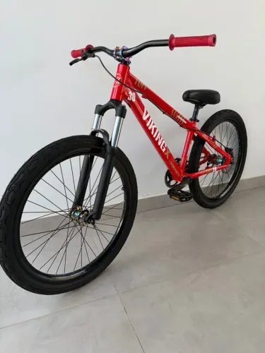 Vendo VikingX Tuff 30 usada minimamente em perfeito estado 