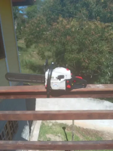 Vendo Motosserra Toyama