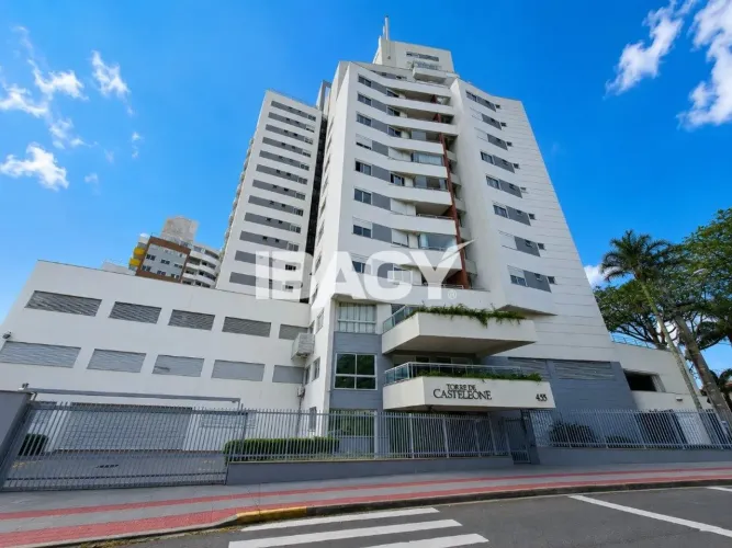 Excelente Apartamento 3 dormitório(s) em Capoeiras - Florianópolis