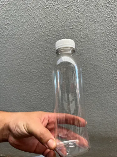 Garrafa pet com tampa lacre 500ml