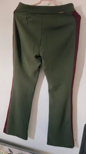 Calça justa