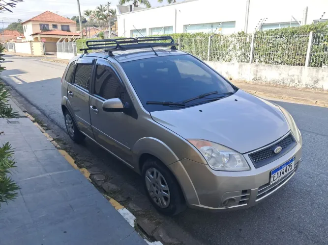 Ford Fiesta 1.0 8V Flex/class 1.0 8V Flex 5P 2009